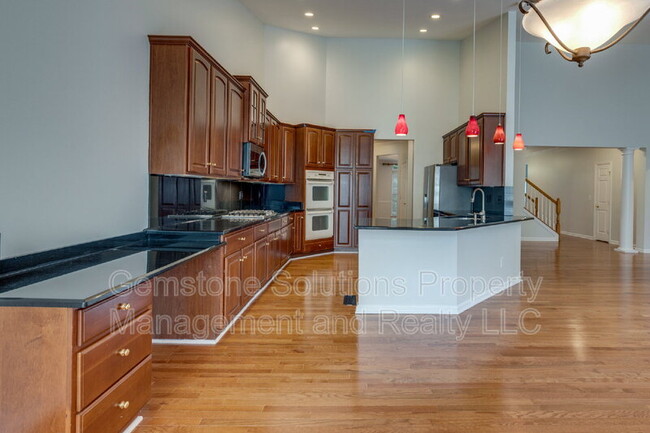 Building Photo - 756 Rolling Fork Dr