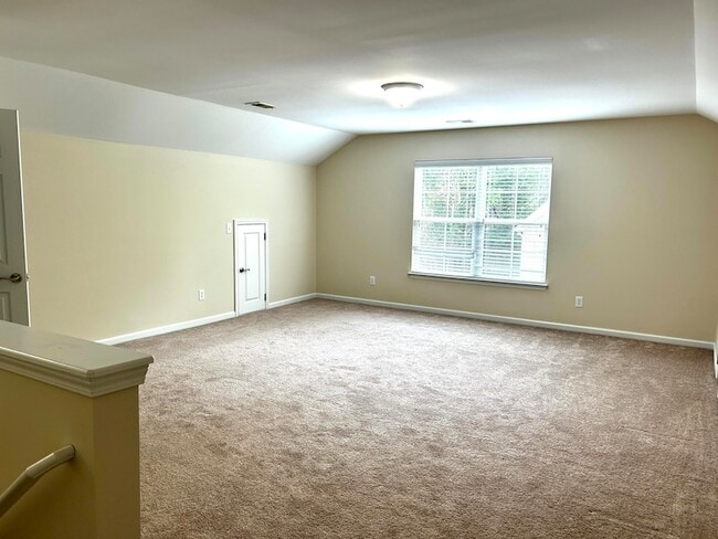 Building Photo - 2911 Maybry Dr