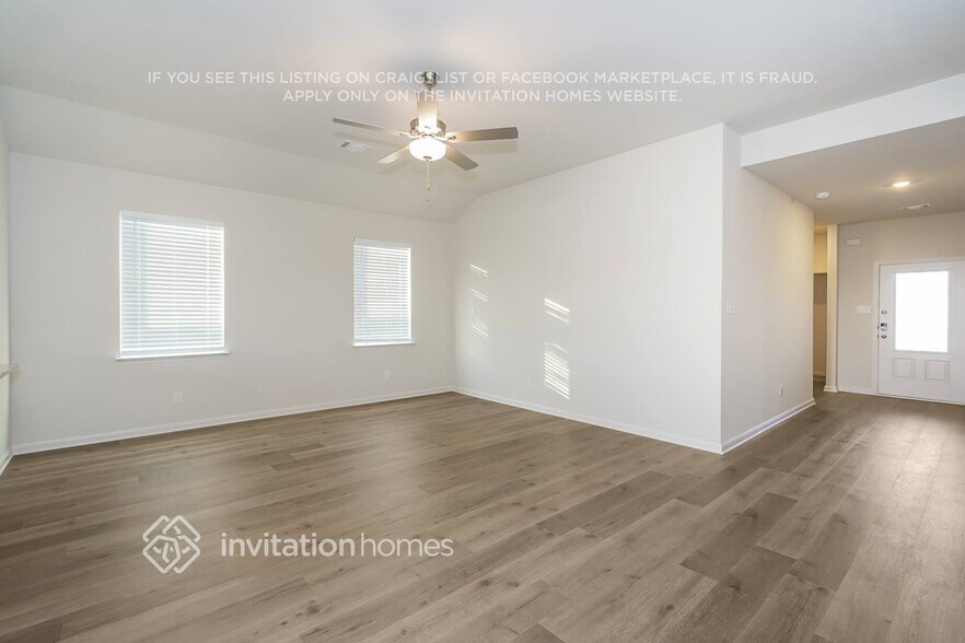 Building Photo - 10028 Pilot Pl