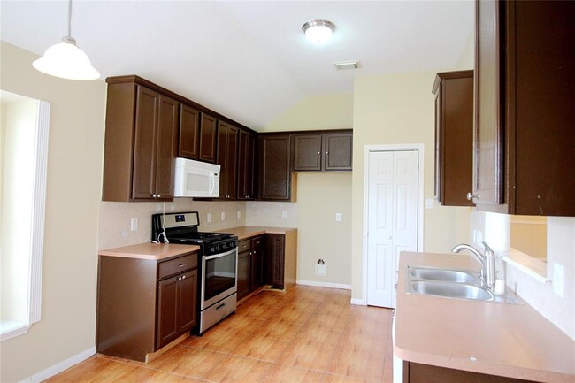 Building Photo - 71 Atascadero Dr