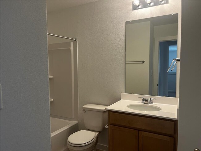 Building Photo - 424 Bristlecone Bend