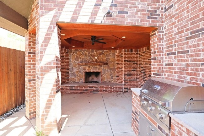 Building Photo - For Sale or Available with our Lease with Purchase Option Program!