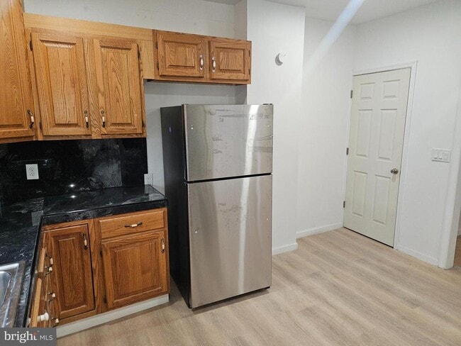 Building Photo - 509 Fairview St