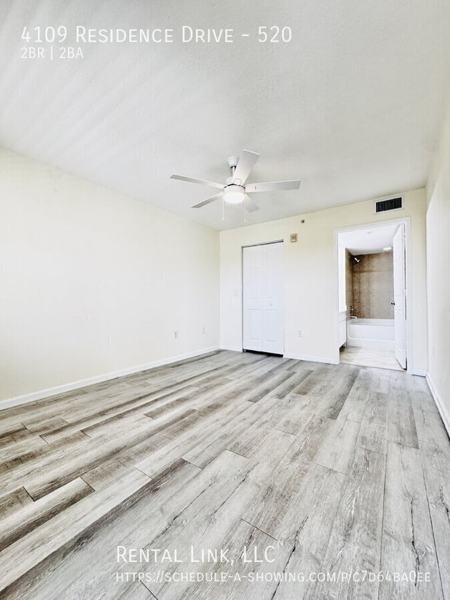 Building Photo - 4109 Residence Drive