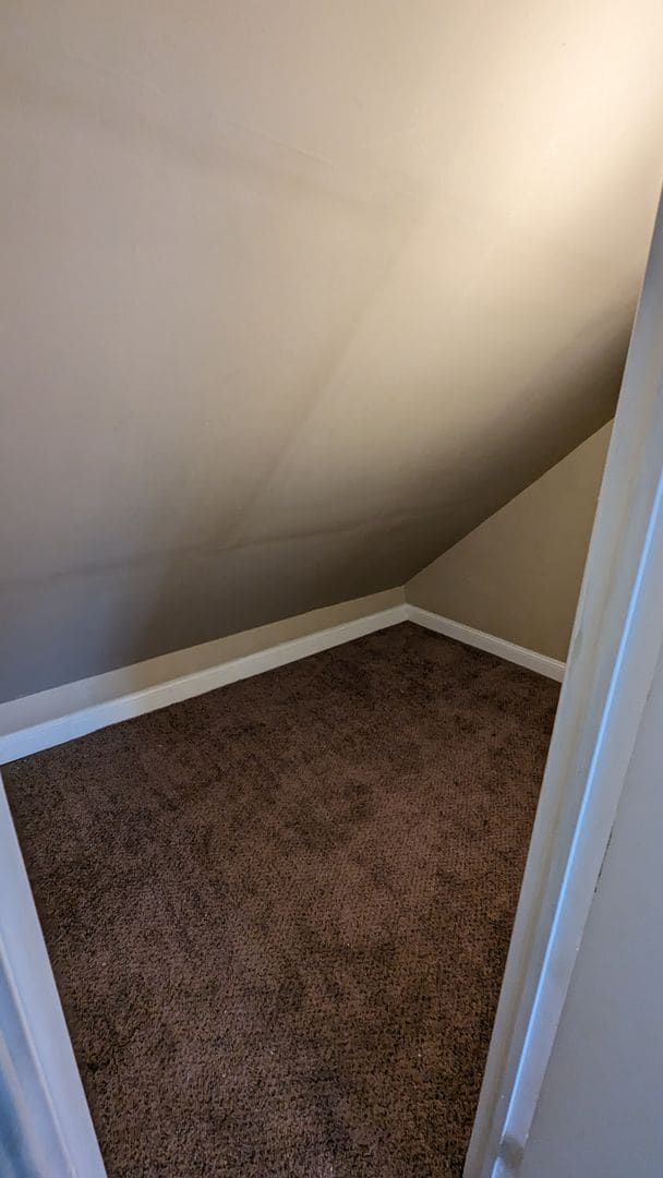 Building Photo - 3 bedroom home on a great block!