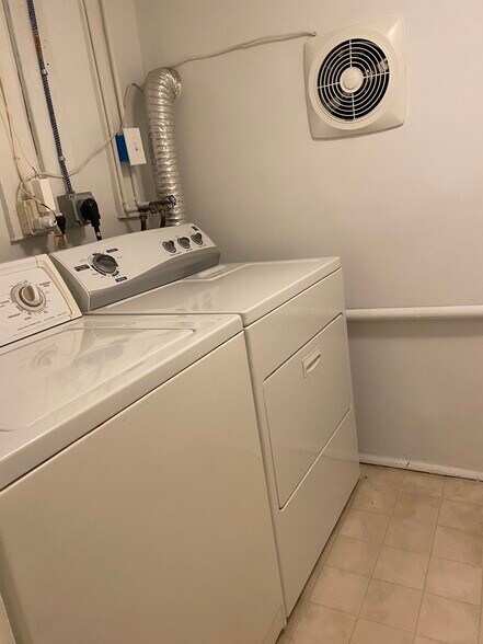 laundry - 2407 37th St NW
