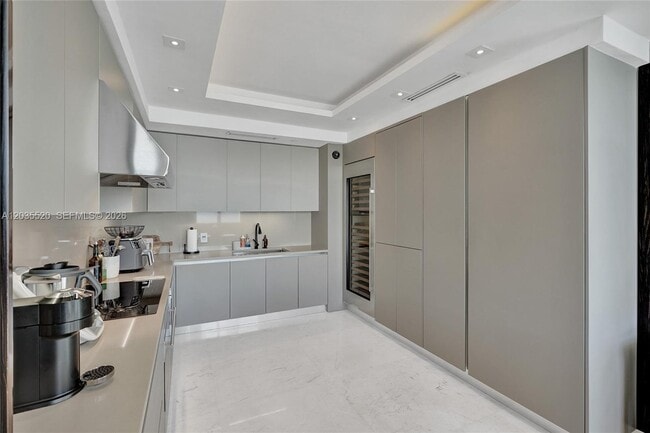 Building Photo - 800 Claughton Island Dr