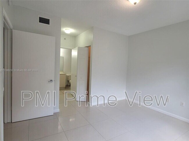 Building Photo - 11060 SW 196th St