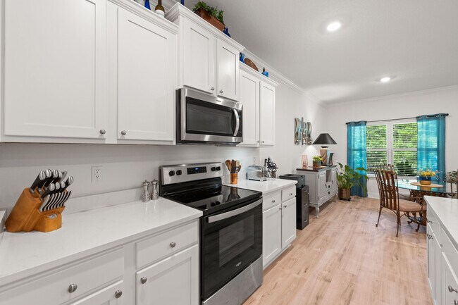 Building Photo - 157 JRS Wy