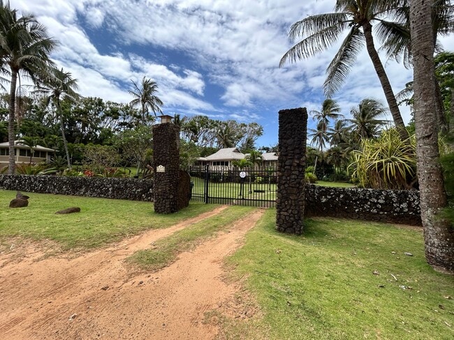 Building Photo - 4023 Anahola Rd