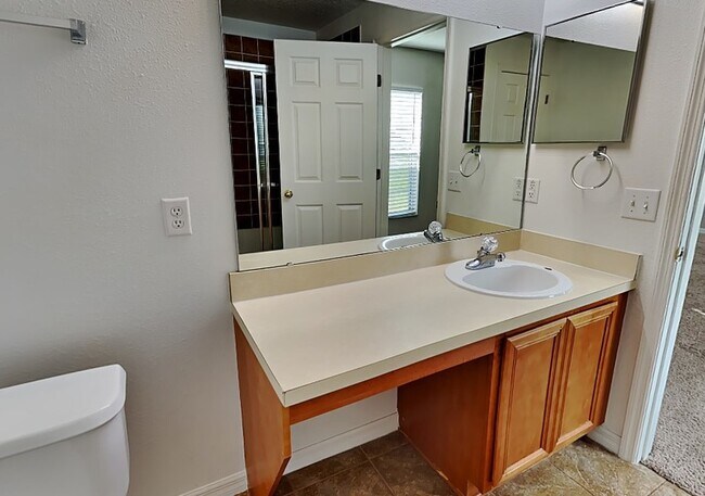 Building Photo - 1388 N Platte Ct
