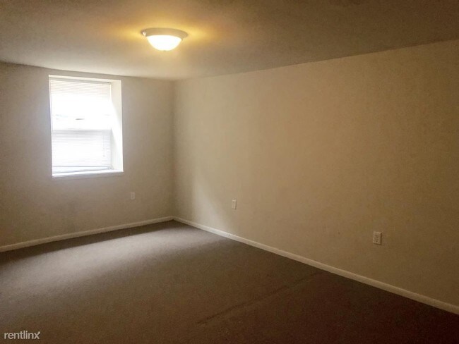 Building Photo - 4412 Walnut St