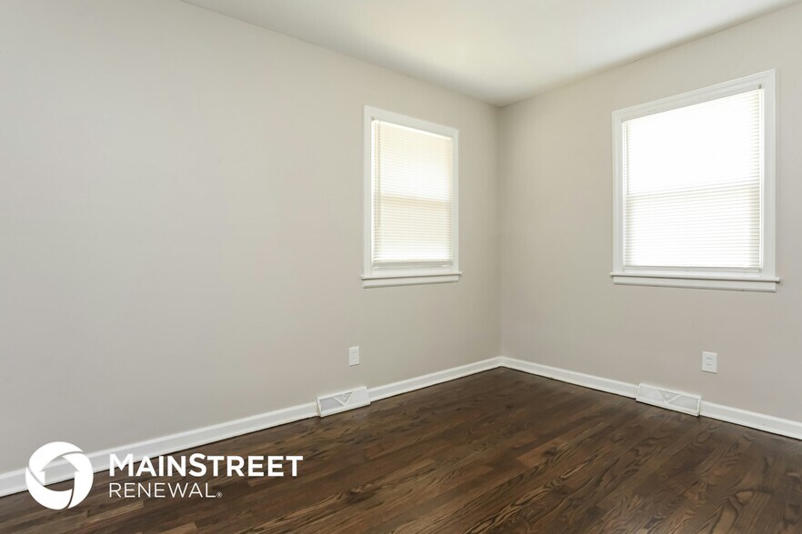 Building Photo - 7819 E 47th Terrace