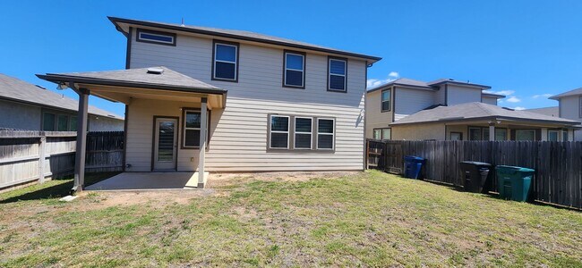 Building Photo - Redland Rd/281 Sienna Subdivision