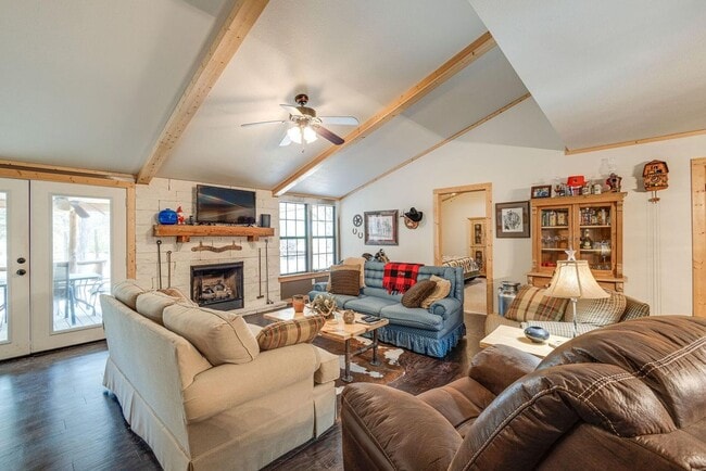 Building Photo - 2531 Recreational Road 3