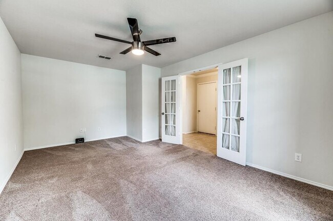 Building Photo - 369 Magma Dr