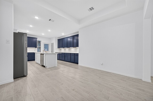 Building Photo - 27228 Mockingbird Ter Ln