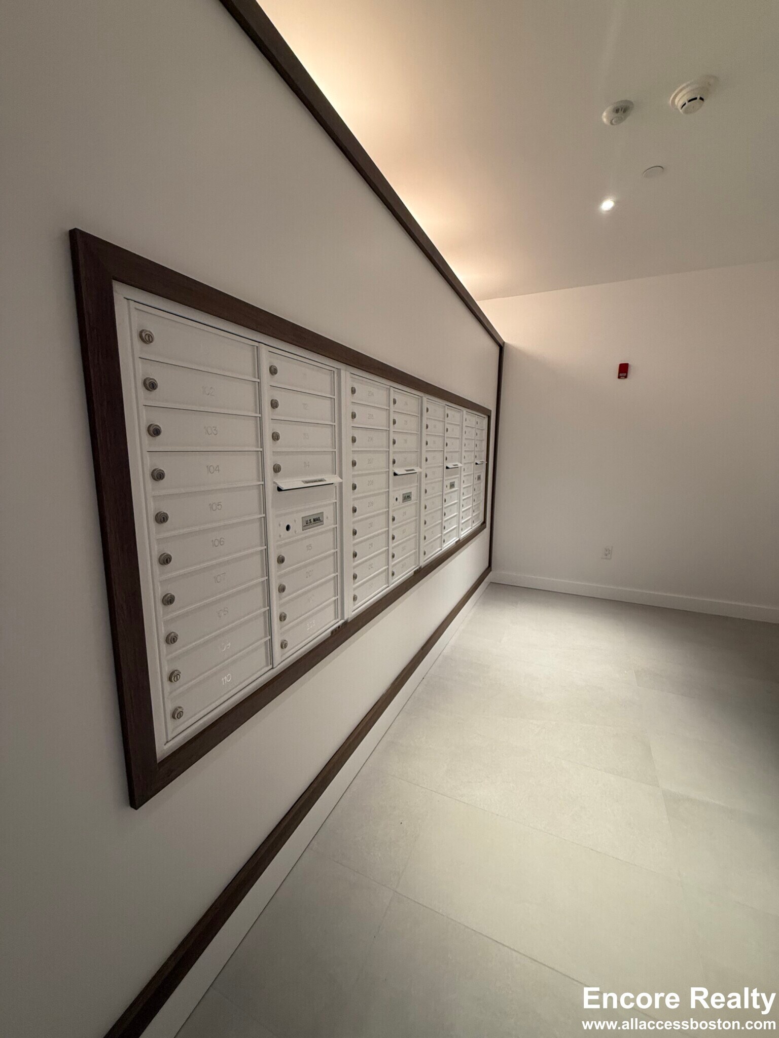 Building Photo - 199 Gardner St