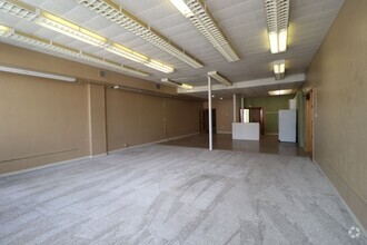Building Photo - Upper Studio Loft