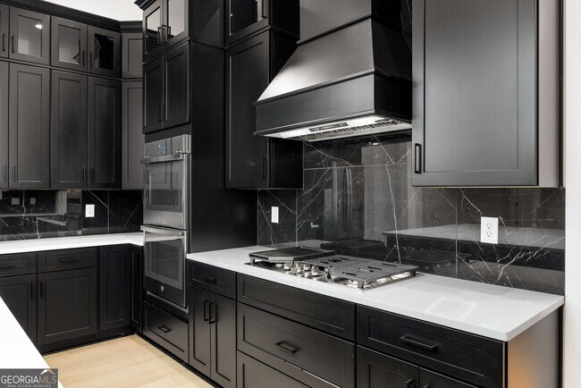 Building Photo - 1261 Glen Eagle Dr