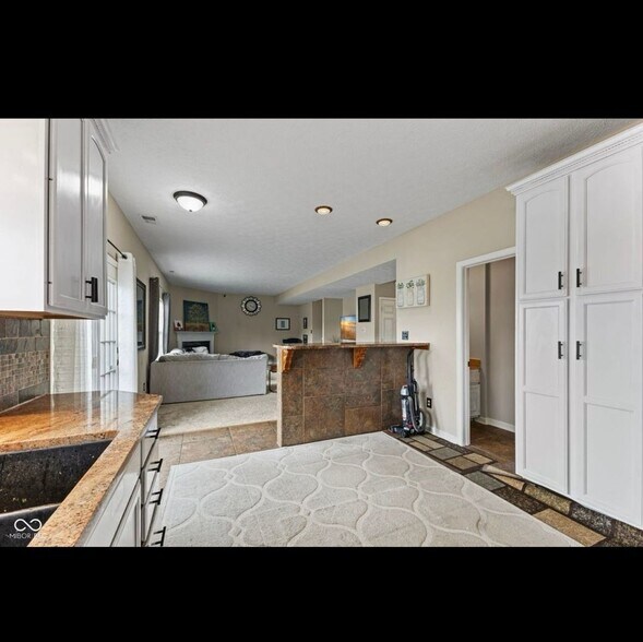 Building Photo - 6514 Trevia Ct