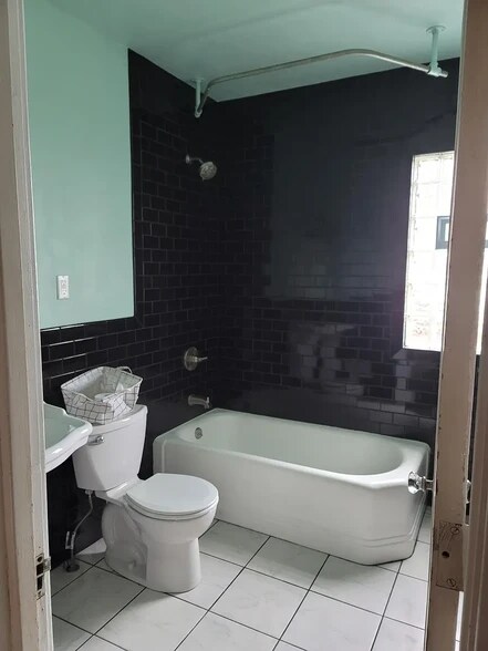 Bathroom - 446 W 7th St