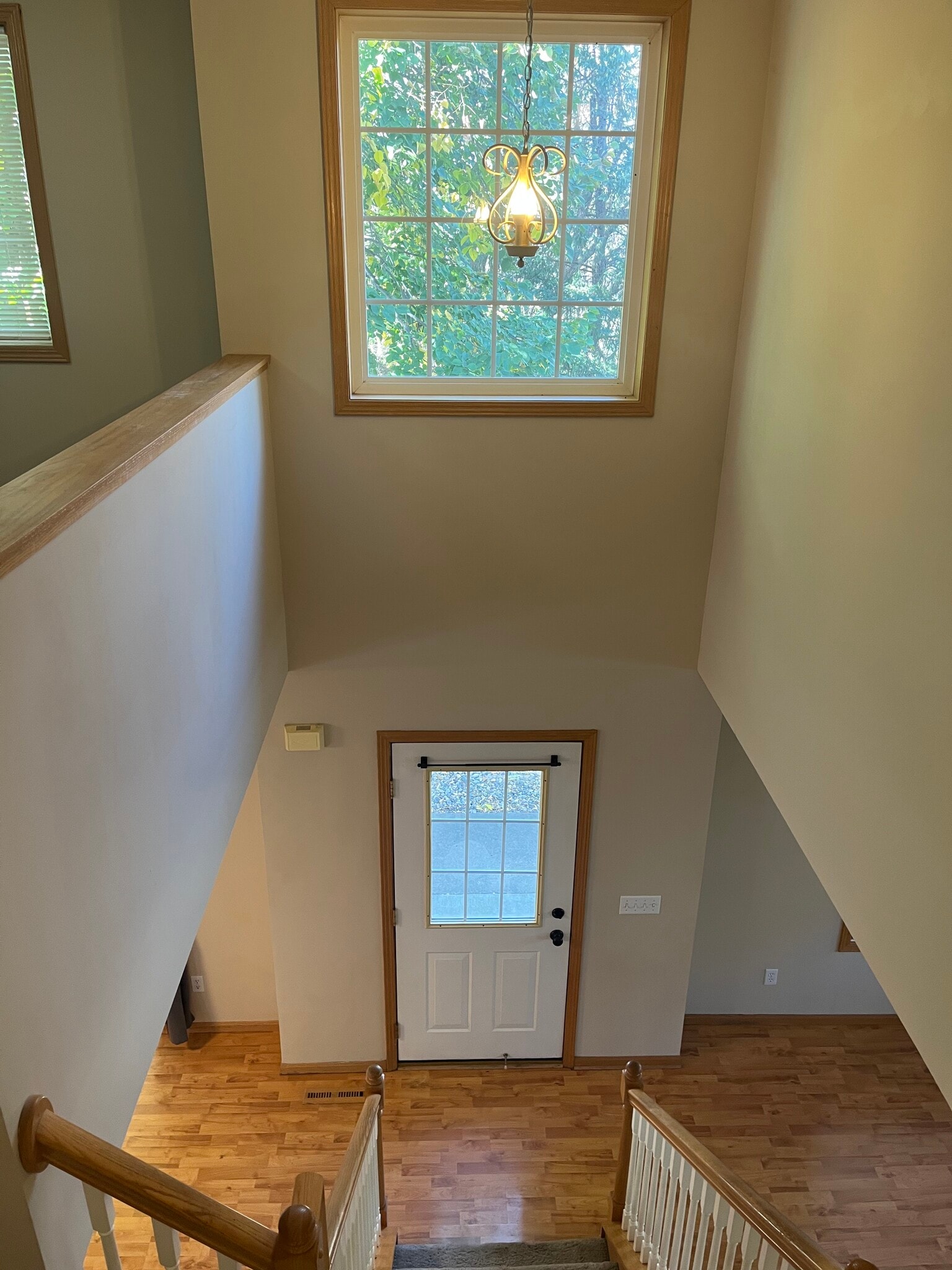 Foyer - 7834 Harvest Ln