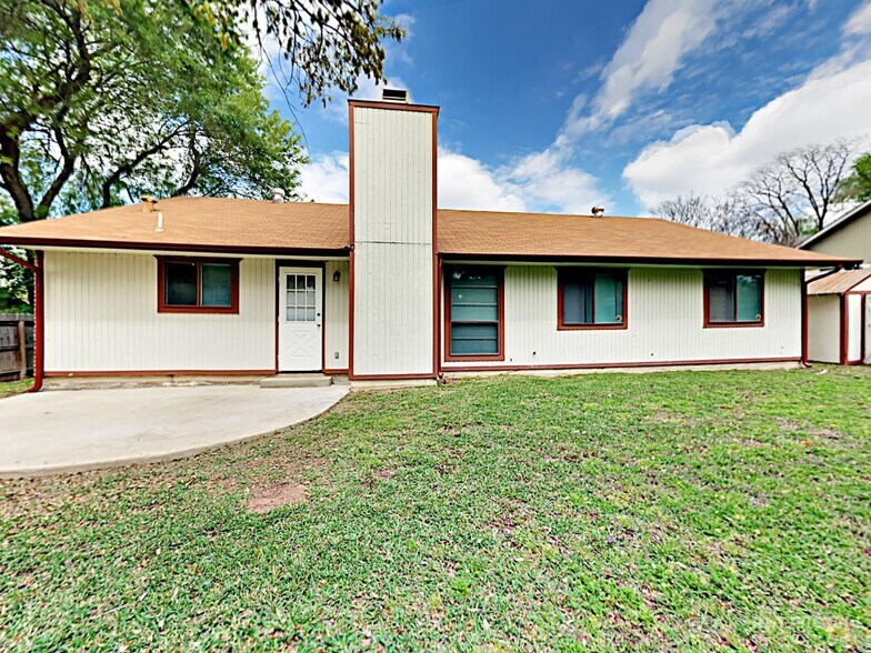 Building Photo - 14211 Cradlewood St