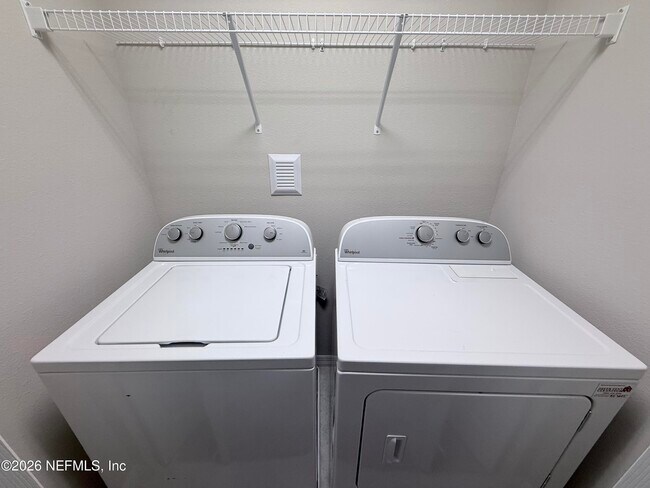 Building Photo - 7024 Butterfly Ct