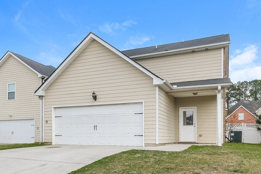 Building Photo - 184 Addy Ln