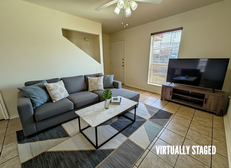 Building Photo - 4407 Abigail Dr