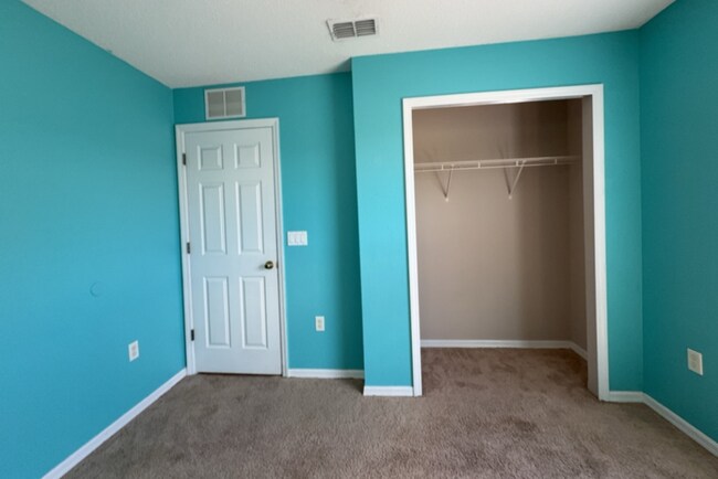 Building Photo - 10300 Noddy Tern Rd