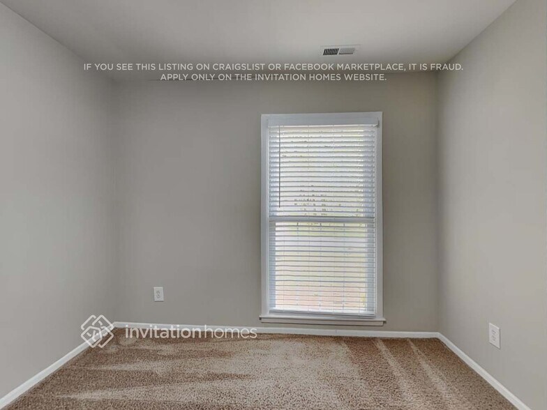 Building Photo - 214 Armstrong Dr