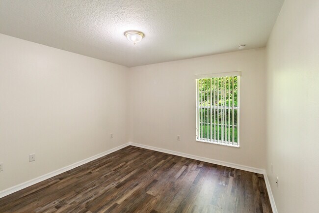 Building Photo - 507 Paulling Dr