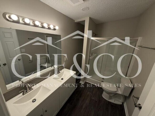 Building Photo - Large 4 bedroom 2 bathroom home now available in Cowpens!