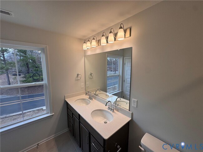 Building Photo - 6025 Crosswinds Blvd