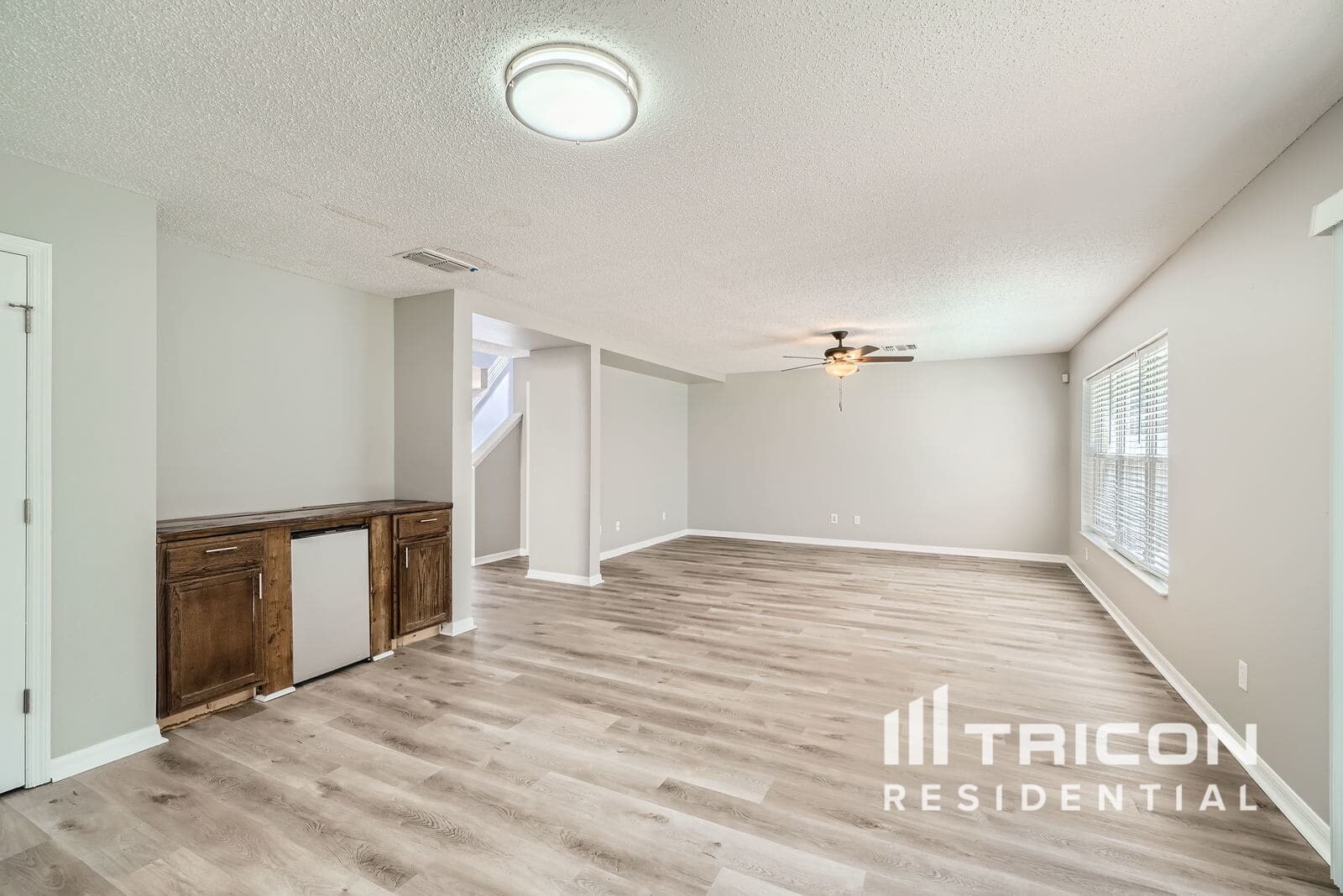 Building Photo - 1435 Blue Horizon Dr