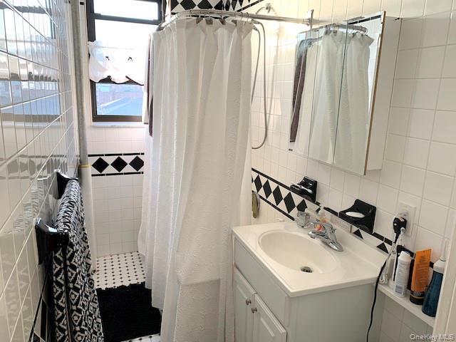 Building Photo - 65 Lincoln Blvd