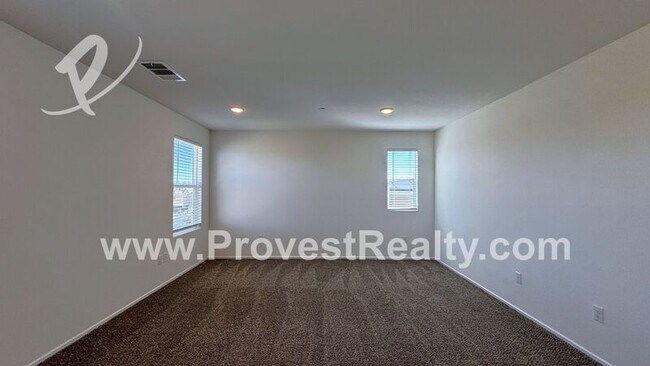 Building Photo - 15090 Coral Pl