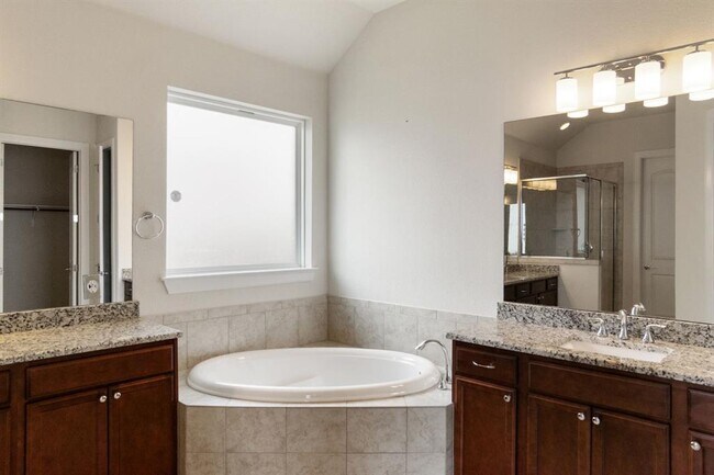 Building Photo - 3212 Prentiss Ln