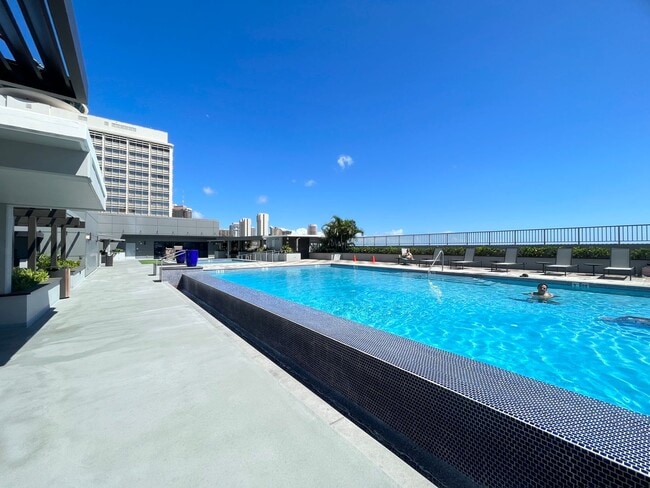 Building Photo - LIKE NEW Condition 1 Bedroom 1 Bathroom at...