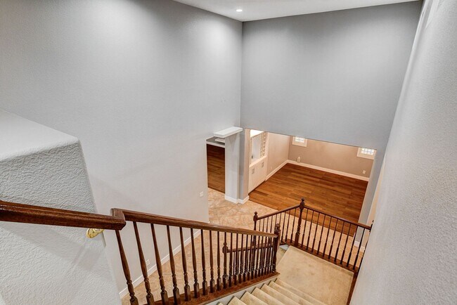 Building Photo - 4 Bedroom in North Las Vegas Near Aliante