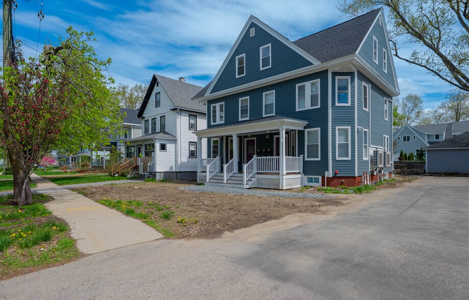 Lovely residential neighborhood - 361 Miller Ave