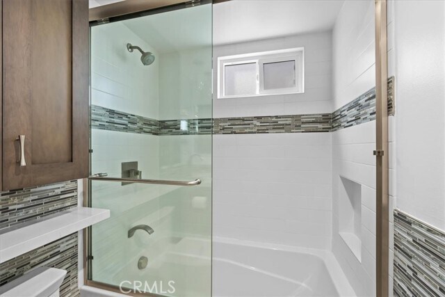 Building Photo - 1107 Loma Dr