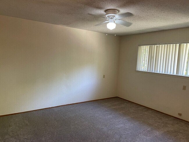 Building Photo - **RESERVE NOW FOR SUMMER 2026**  Spacious ...