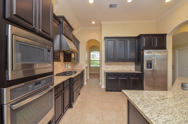 Building Photo - 28723 Primrose Bluff Dr