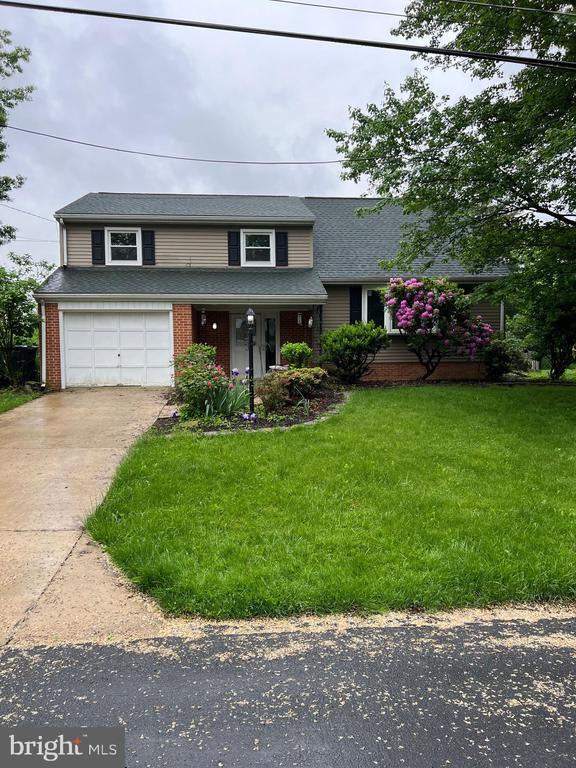 Building Photo - 7711 Farmdale Ave