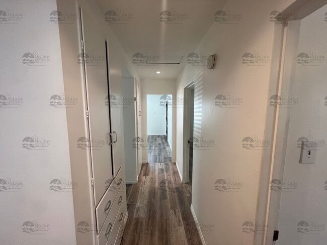 Building Photo - 3310 Eureka Pl