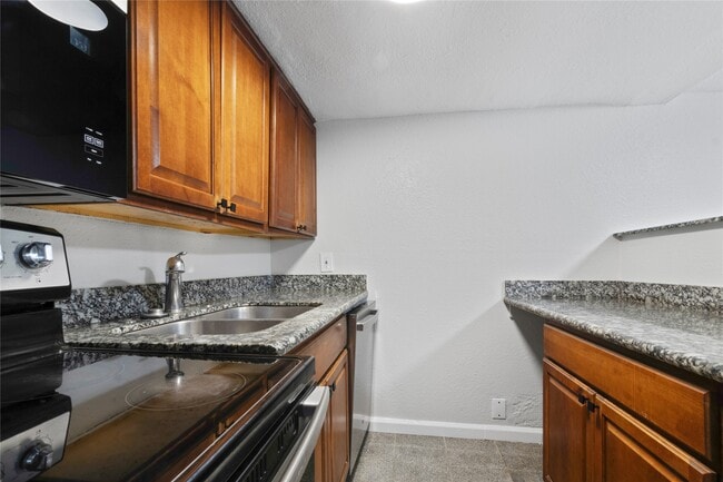 Building Photo - 2507 37th St