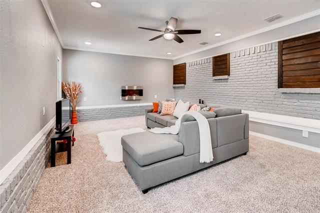 Building Photo - 1715 Pratt St